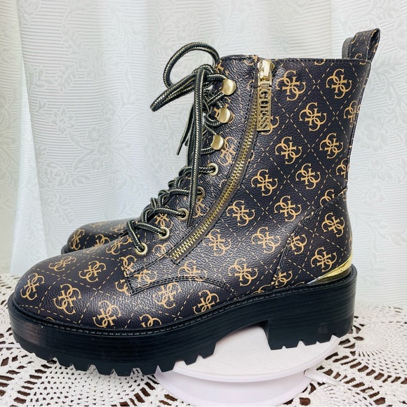 NEW Guess Women's Ankle Boots Fearne Logo Lug Sole Color Brown Zipper Size 10 M. - Picture 4 of 17